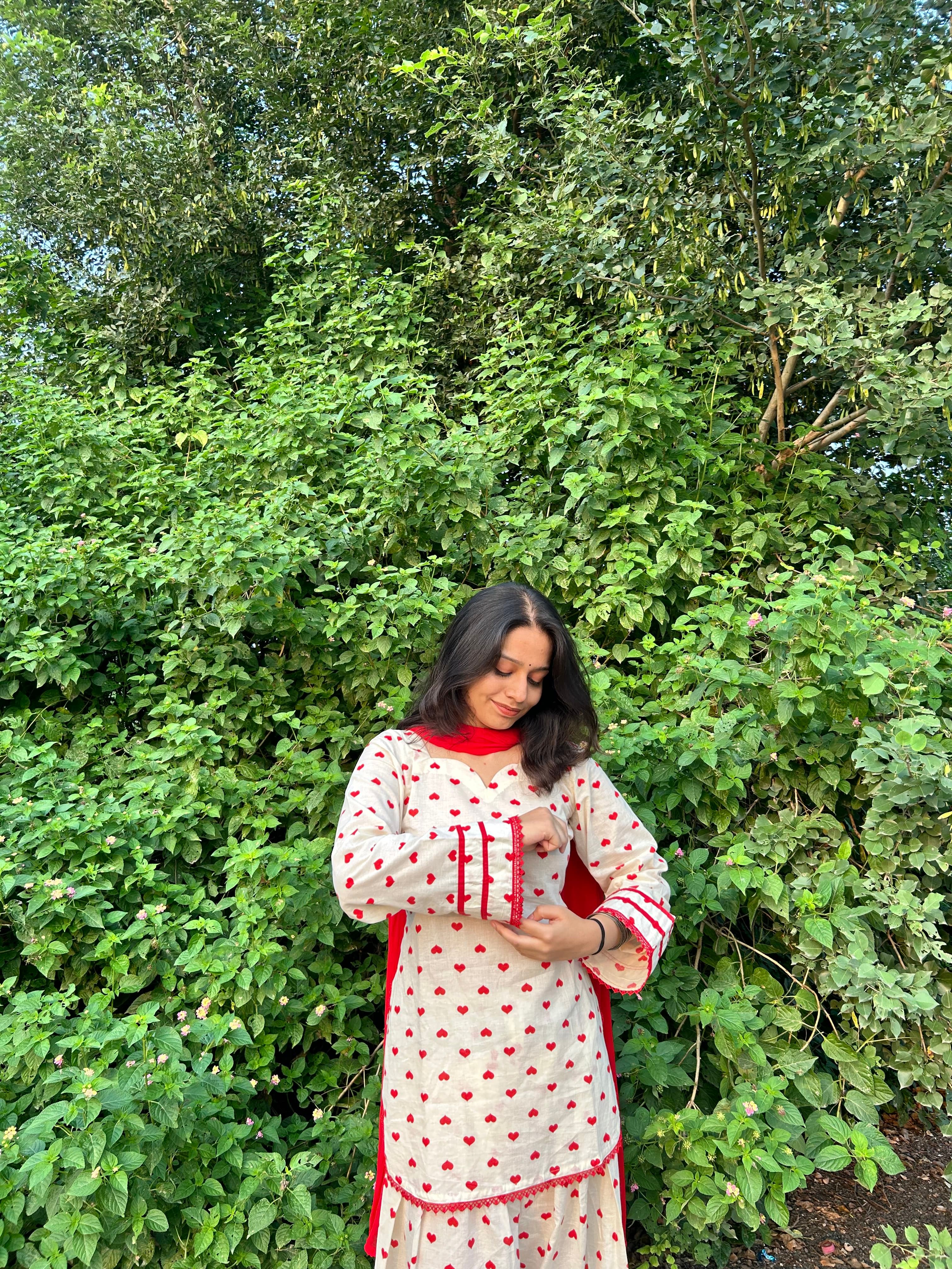 Dilari Applique